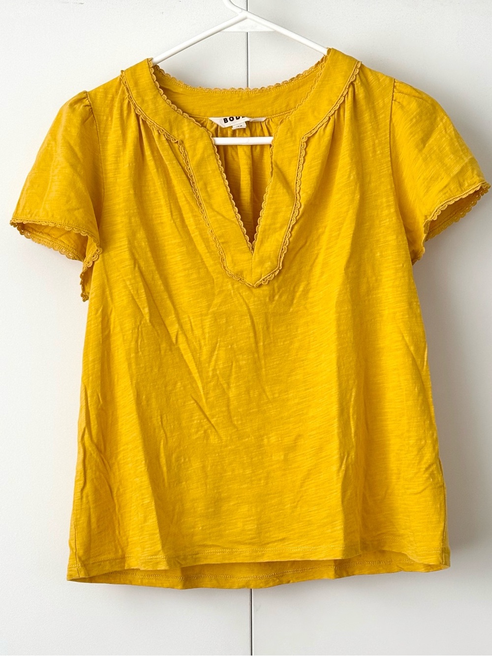 Boden Women’s Ava Short Sleeve Top in Honey Yellow, size M